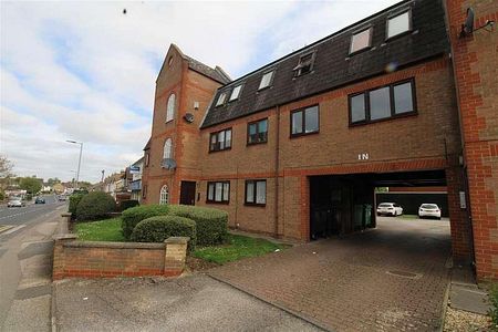 Gabriel Court, Fletton, Peterborough, PE2 - Photo 3