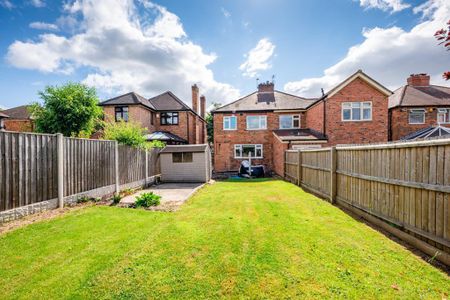 2 bedroom semi-detached house to rent - Photo 5