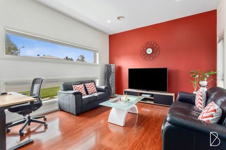 175 Langtree Crescent, Crace ACT 2911 - House For Rent | Domain - Photo 5