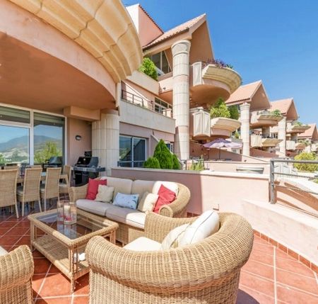 Villa Marbella Hill Club , Marbella - Photo 5