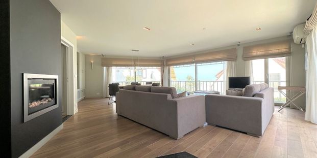 Appartement te huur in Duinbergen voor € 3.250 met 3 slaapkamers - Photo 1