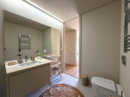 T1 novo mobilado e equipado com despesas incluídas| Boavista | Casa da Música - Photo 2