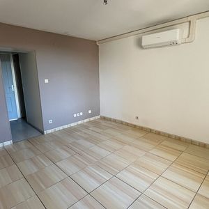 Location Appartement 2 pièces 33m² - Photo 2