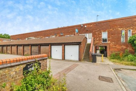 Barkers Croft, MK12 - Photo 5