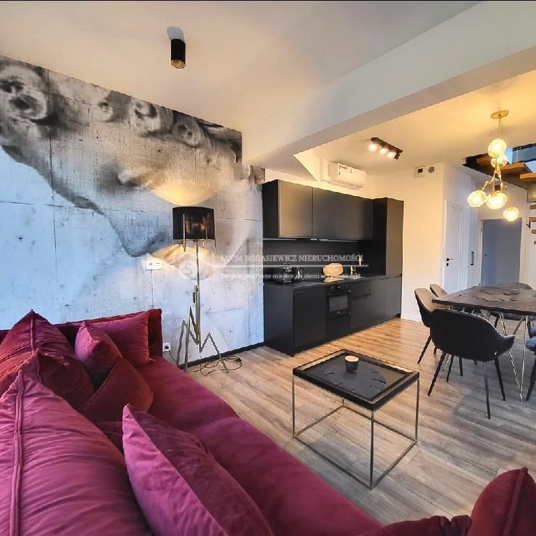 Mieszkanie śląskie Bielsko-Biała powierzchnia 70.0 m² C380-WM-27573 - Фото 1