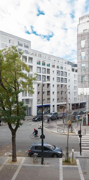 location Appartement F2 DE 51.7m² À PARIS - Photo 2