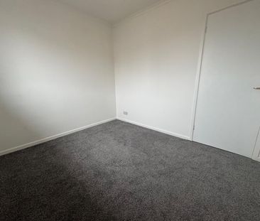 St Andrews Green, Kidderminster - Photo 6