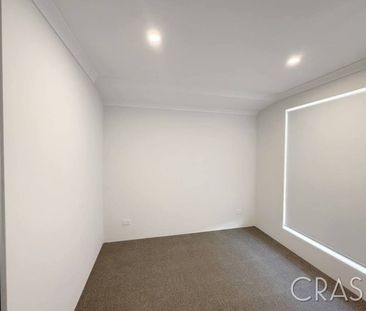 Brand NEW 4x2 House in Eglinton with Alfresco! - Photo 4