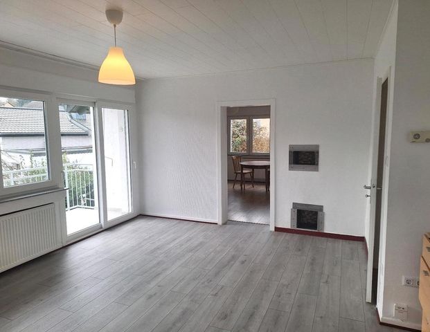 Helle 3-Zimmerwohnung mit Südbalkon in ruhiger Lage - Foto 1