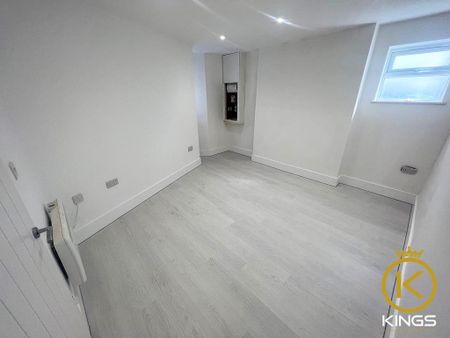 1 bedroom flat to rent - Photo 2