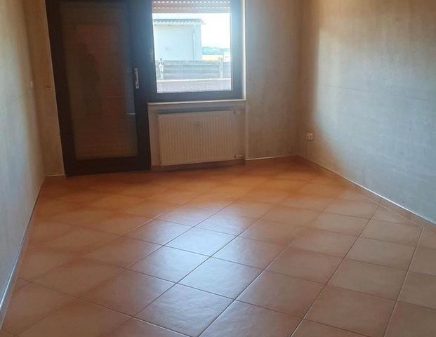 Niddatal/Bönstadt 5Zimmer Küche Bad Wohnung - Photo 1