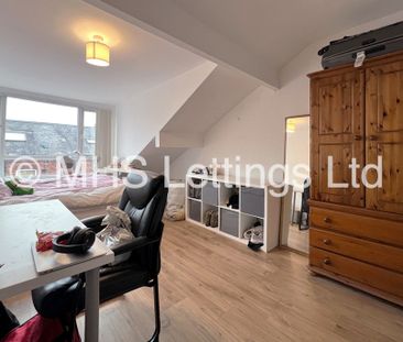 4 Bedroom Mid Terraced House for rent in Welton Mount - Photo 6