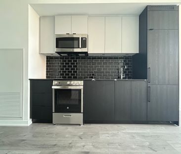 For Lease - 285 Dufferin St Street Unit# 222, Toronto, Ontario - Photo 1