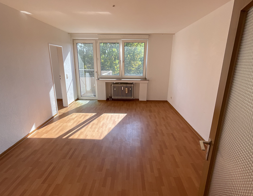 Einziehen und Wohlfühlen ! helle 3-Zimmer-Wohnung mit Balkon und Aufzug in MG -Odenkirchen - Photo 1