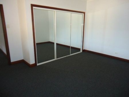 Townhouse In A Prefect Quiet Location - Photo 3