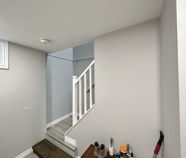 For Lease - 18 Queenston Crescent Unit# Lower, London East, Ontario - Photo 1