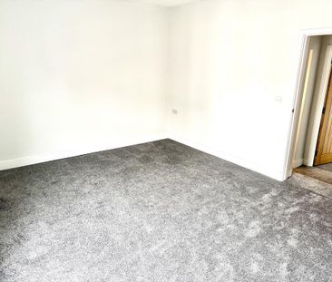 2 bedroom maisonette to rent - Photo 4