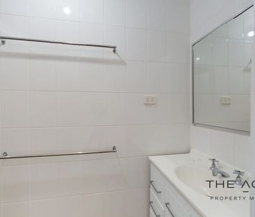 Low-Maintenance Living in a Convenient Koongal Location - Photo 3