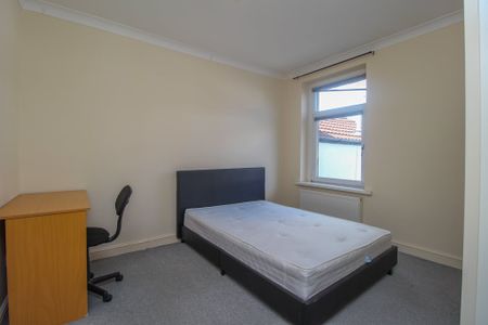 Lily Street, Cardiff - Photo 3