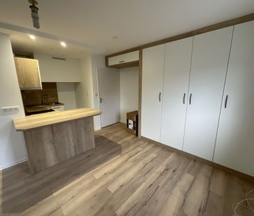 A LOUER - Studio refait à neuf et moderne de 28m² - Photo 1