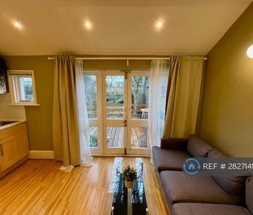 1 bedroom flat to rent - Photo 6
