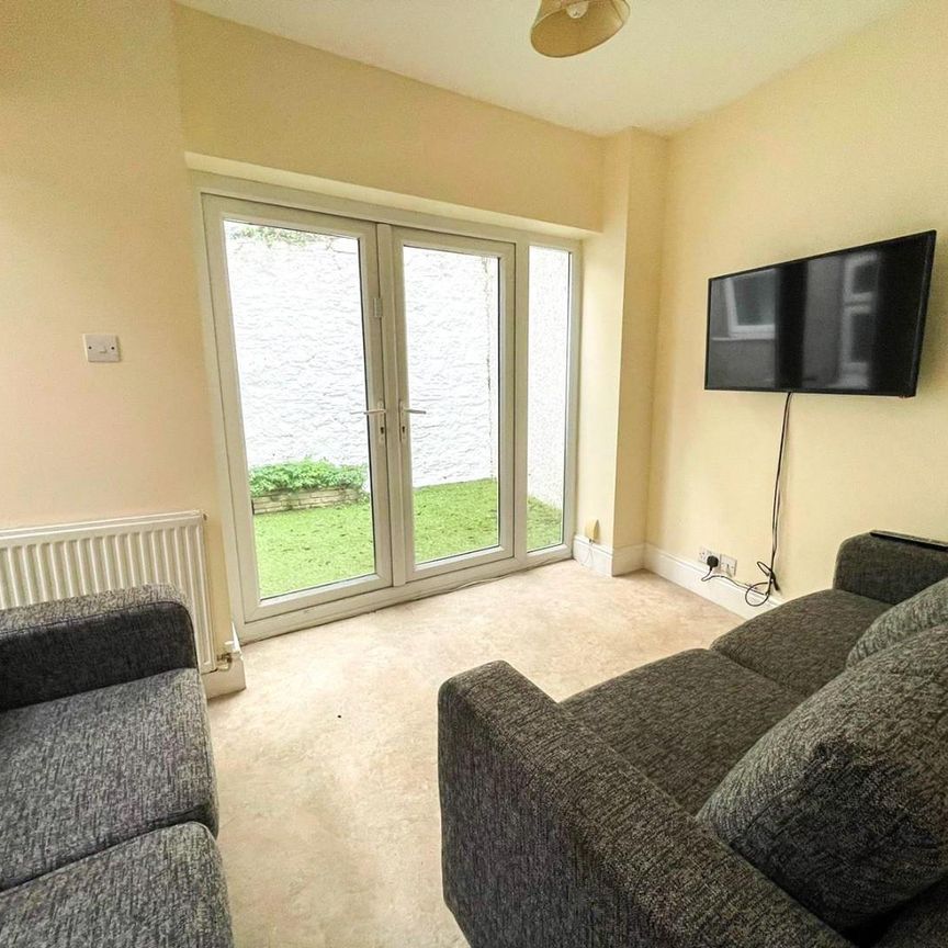 Regent Street, Plymouth - Photo 1