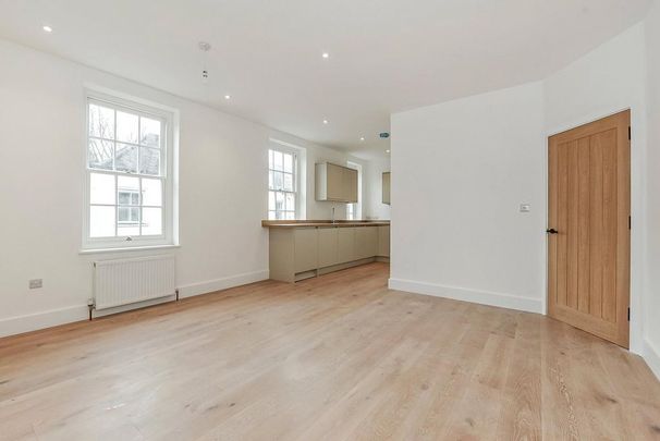 2 bedroom apartment to rent - Photo 1