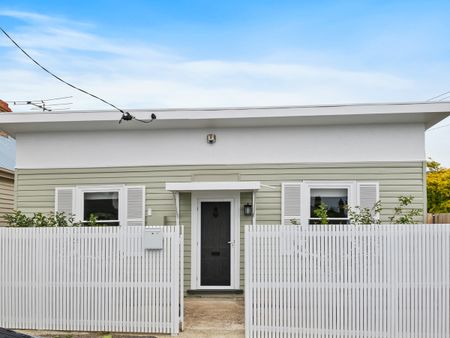38 Browne Street West Hobart TAS 7000 Australia - Photo 5