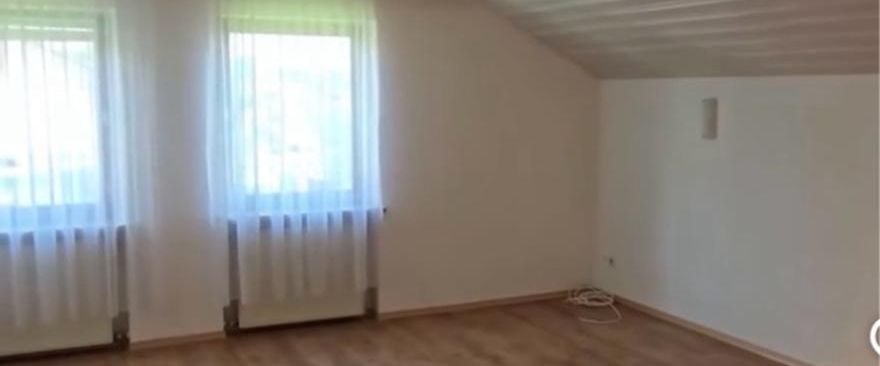 Mansardenwohnung - Foto 1