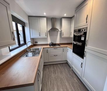 3 bedroom detached house to rent - Photo 6