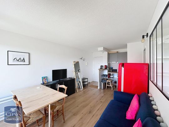 Location Appartement 1 pièce 30m² LYON 8ème - Photo 1