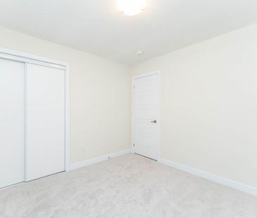 For Lease - 82 Starboard Crescent Unit# CRES, Welland, Ontario - Photo 6