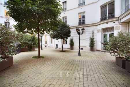 Location studio, Paris 16ème (75016), 1 pièce, 31.43 m², ref 85607653 - Photo 5