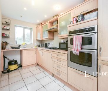4 bedroom house to rent - Photo 1