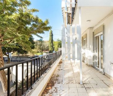 2 room luxury Apartment for rent in Cascais e Estoril, Portugal - Photo 3