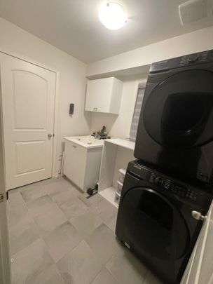 For Lease - 96 Deer Ridge Trail, Caledon, Ontario - Photo 1