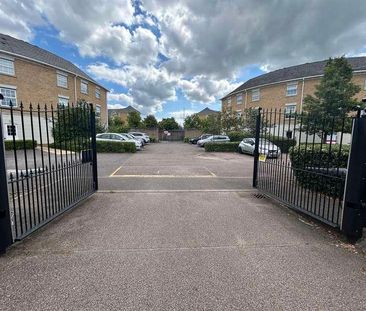 King William Court, Waltham Abbey, EN9 - Photo 1