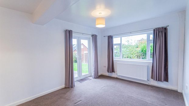 Highfield Avenue, Appleton, Warrington, WA4 - Photo 1