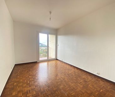 Location Appartement 3 pièces 57m² - Photo 3