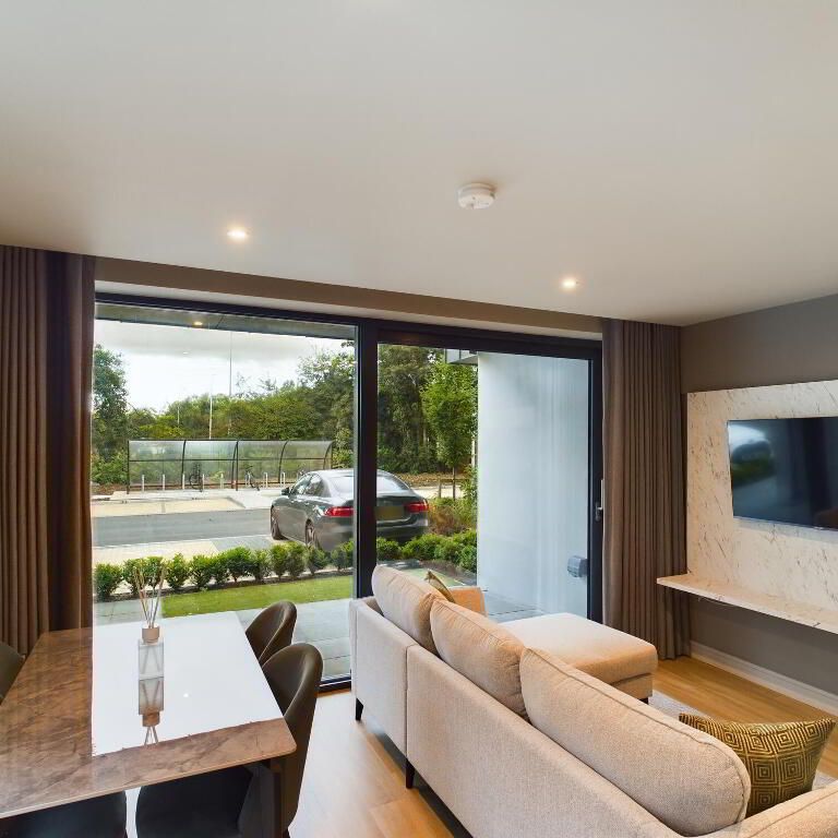 Apartment 7 Lesley Parklands 60 Knocknagoney Road, Belfast, BT4 2FU - Photo 1