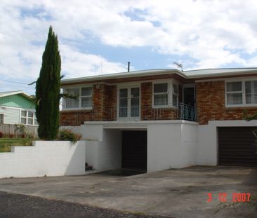 Spacious Family home - Photo 5