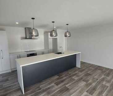 Start the New Year in Style – Easy Summer Living Awaits - Photo 4