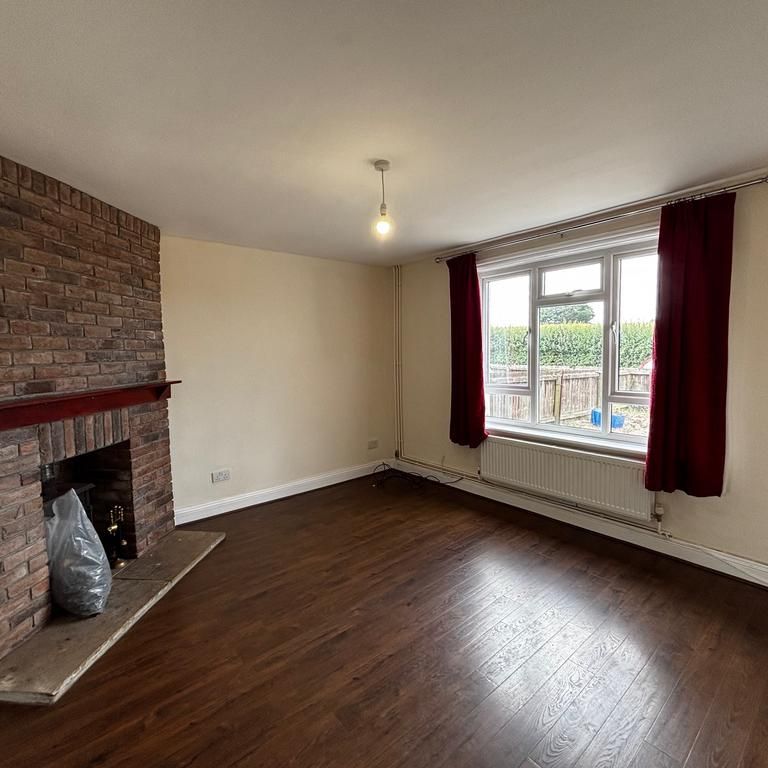 2 bedroom semi-detached house to rent - Photo 1