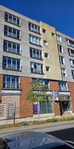 À Louer - Avec stationnement intérieur - Photo 4