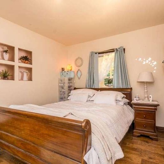 Chobham, Gu, Woking, GU24 - Photo 1