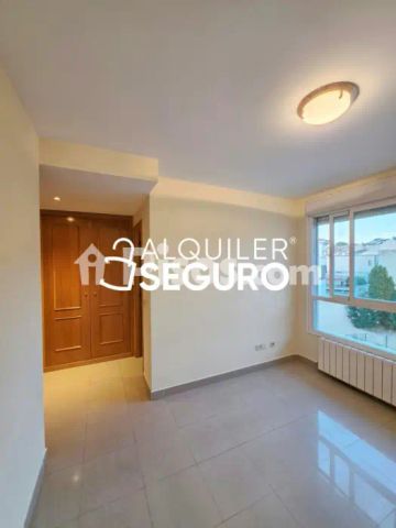 Piso en alquiler en Zona Pueblo - Foto 3