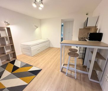 Studio meublé de 22 m² avec terrasse (hippodrome) - Photo 3