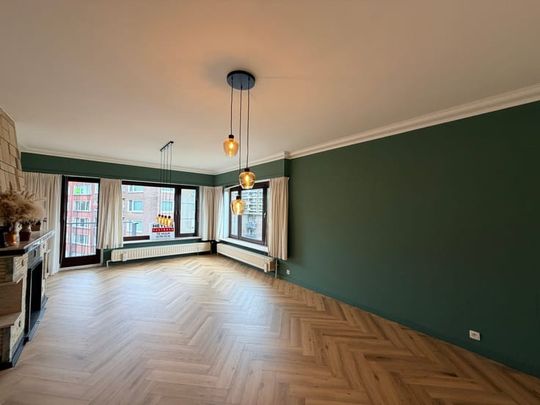 Appartement te huur - Photo 1