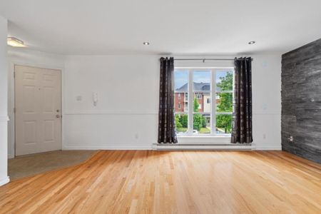 Appartement à louer - Sainte-Catherine Appartement à louer - Sainte-Catherine - Photo 2