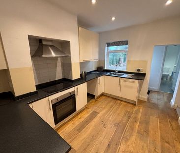 2 bedroom terraced house to rent - Photo 1